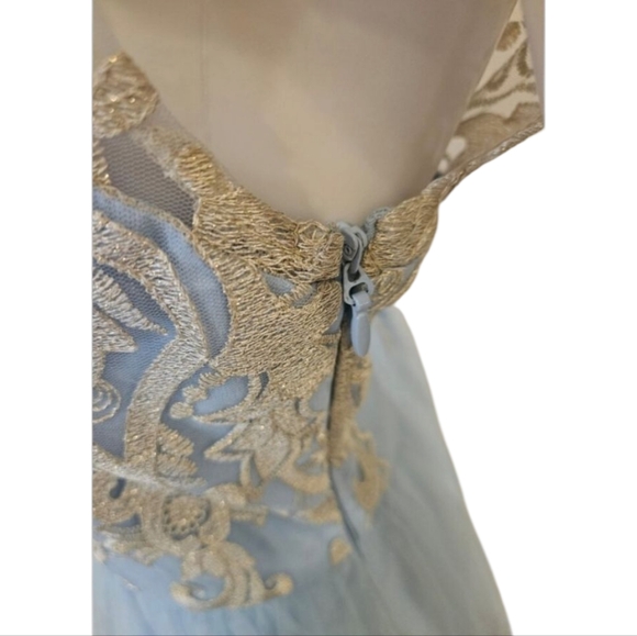 NWT - Chi Chi London - Kina Dress Chiffon Blue Gold - Size 10 Tall
